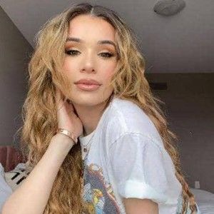 Meet your Posher, Toan